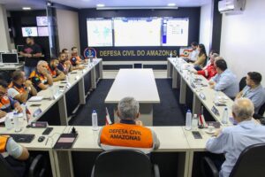 Imagem da notícia - Defesa Civil do Amazonas convoca setor energético e de combustíveis para alinhamento estratégico